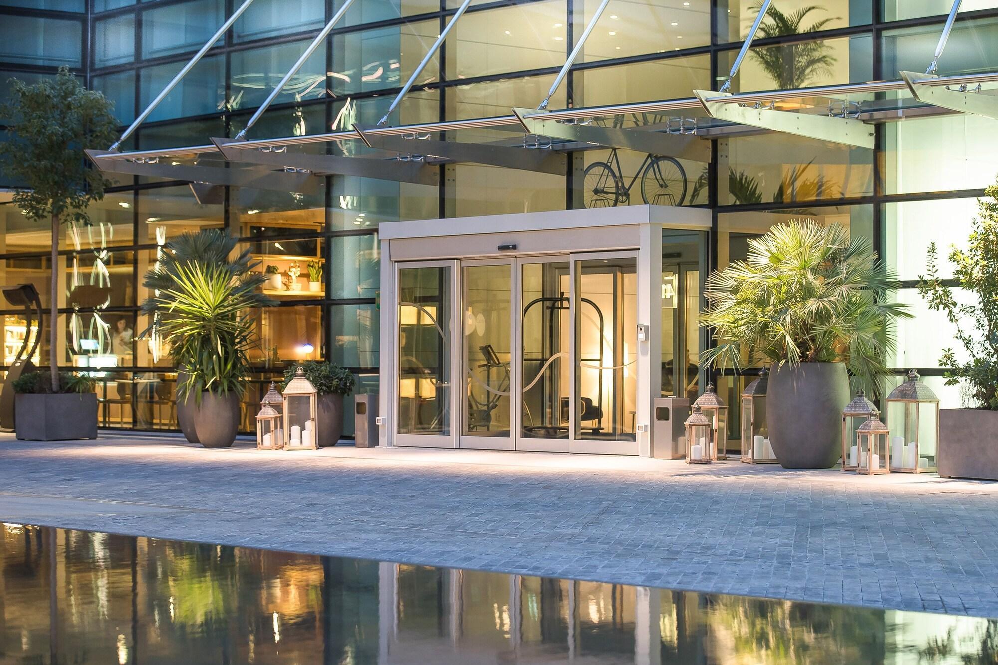 Innside By Melia Milano Torre Galfa Eksteriør billede